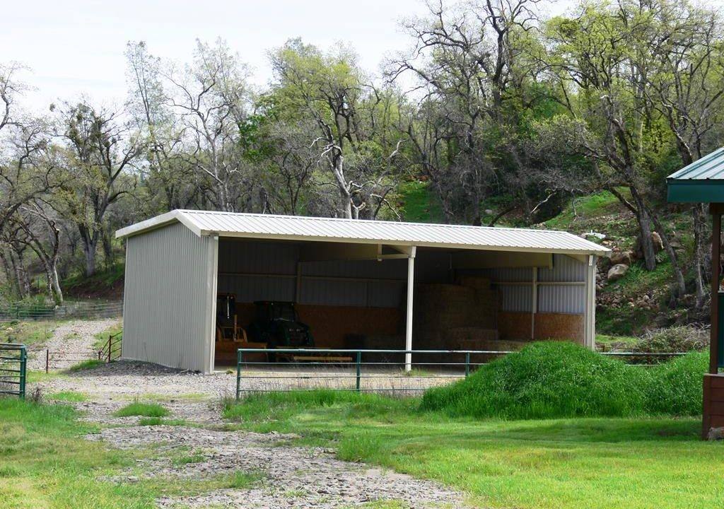 round-house-cattle-ranch-25