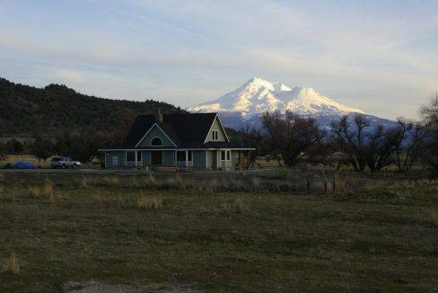 212-ac-little-shasta-acres-08