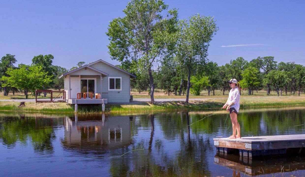 Lake-Cottage-Fishing