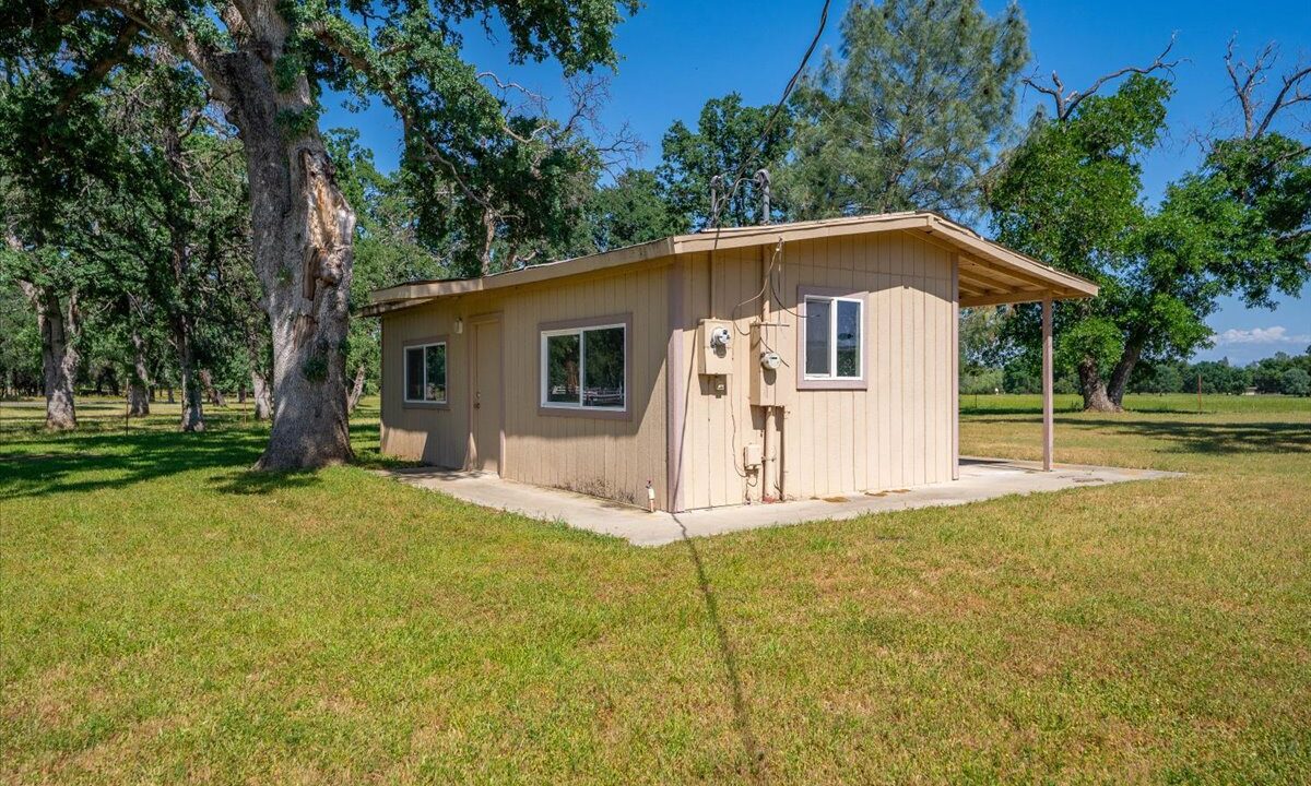 125-3141 Meadow Oak Ln - EG-1