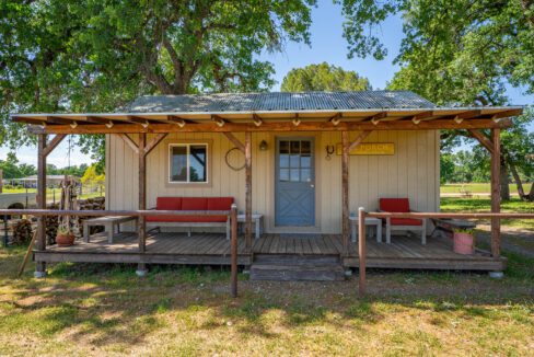 142-3141 Meadow Oak Ln - EG-18