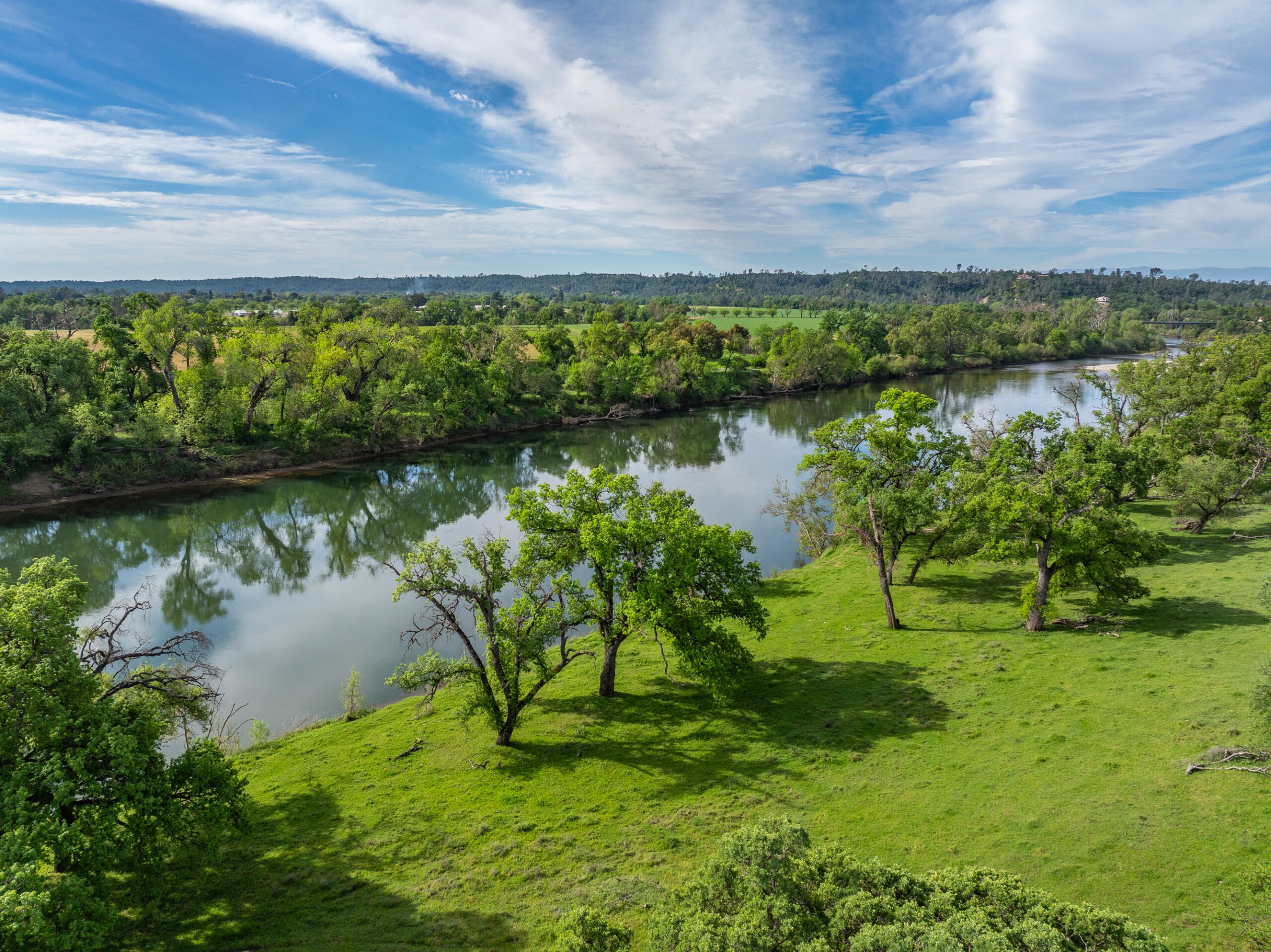 20 acres Sacramento River